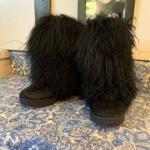 Bear Paw Black Furry Boots